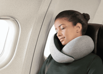 The Best Travel Items: 8 Must-Haves To Pack On Any Trip