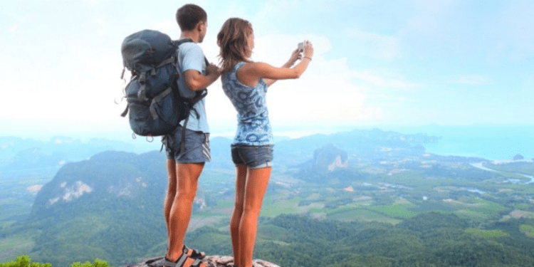 Travel Bloggers Share Their Top Tips For Travelling The World