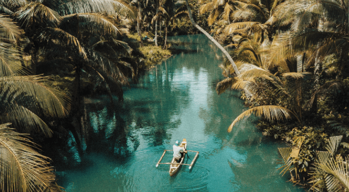 Why Traveling Plays Such An Important Role In Ourlives?