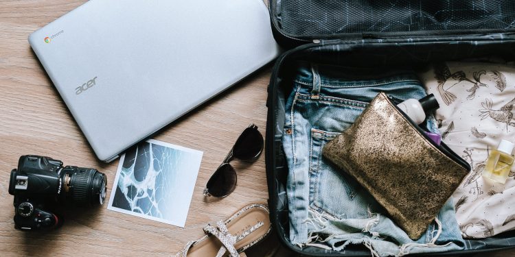 The Ultimate Guide to Packing: How to Stay Organized and Efficient on the Road