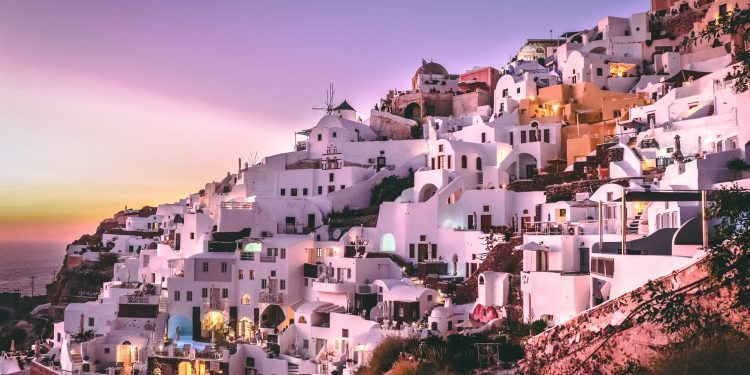 The Ultimate Guide to Planning Your Dream North American Vacation by Season