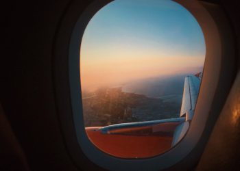 Your Guide to Scoring the Ultimate Flight Deals: How to Use Expedia for the Best Price and Comfort