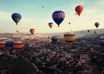 The Ultimate Guide to Stress-Free Travel: Tips and Tricks for a Smooth Journey