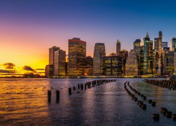 Gems: Uncovering the Best Feature Destinations for Traveling